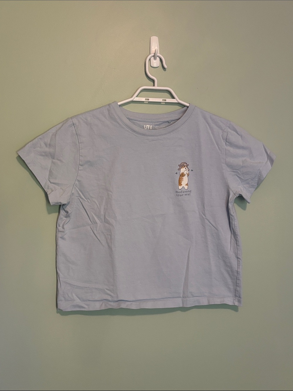 Uniqlo x Mofusand True Seal T Shirt (Size L)